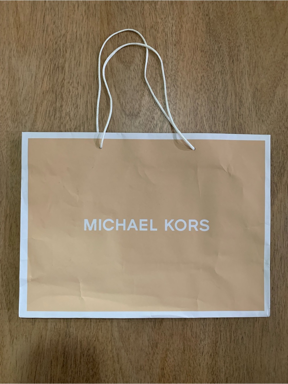 Medium Michael Kors gift bag, reusable bag Gold and white